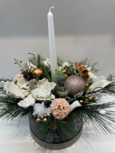 Christmas Table Arrangement 3