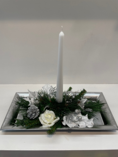 Christmas Table Arrangement 6