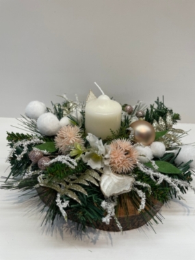 Christmas Table Arrangement 1